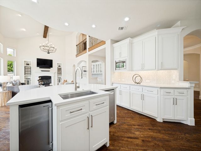 2350 Crest Pointe Place, Frisco, TX 75034