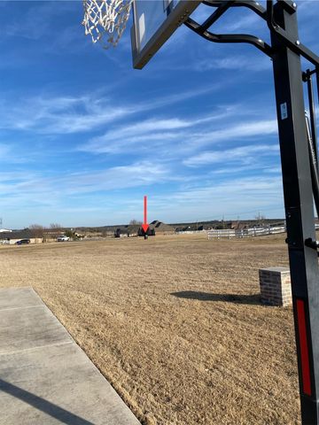 105 Legacy Downs Drive, Fort Worth, TX 76126