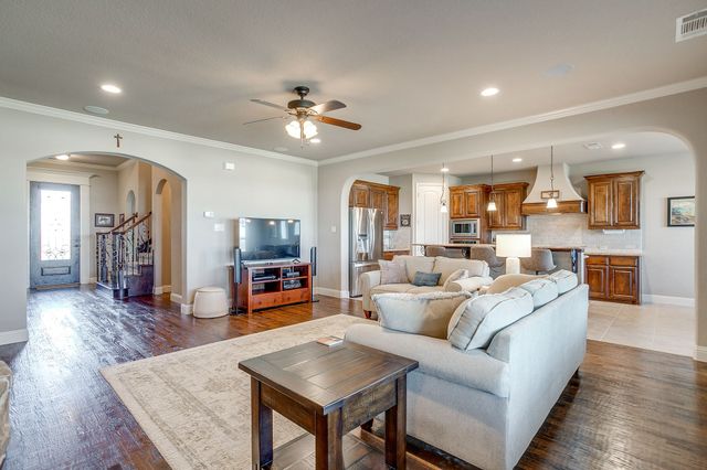 105 Legacy Downs Drive, Fort Worth, TX 76126