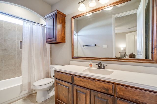 105 Legacy Downs Drive, Fort Worth, TX 76126