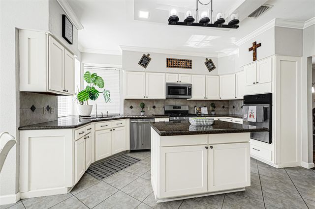 1913 Dublin Drive, Deer Park, TX 77536