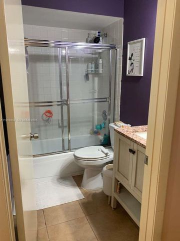 15228 SW 111th St, Miami, FL 33196