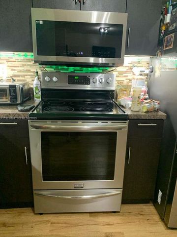 15228 SW 111th St, Miami, FL 33196