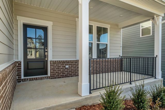 1027 Lionheart Drive, Hermitage, TN 37076