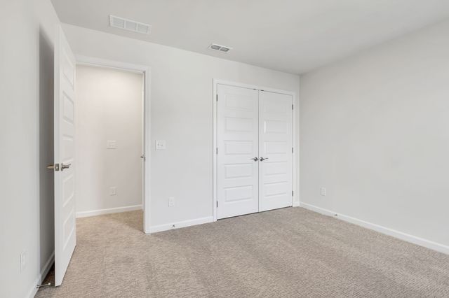 1027 Lionheart Drive, Hermitage, TN 37076