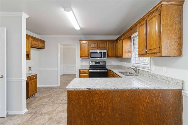 3477 Chinaberry, Snellville, GA 30039