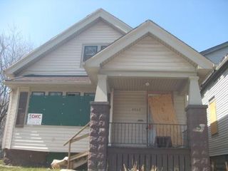 2553 N 35th STREET, Milwaukee, WI 53210