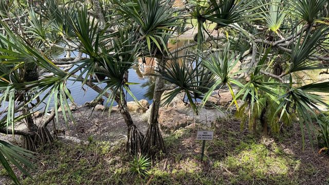 8871 Wiles Rd 208, Coral Springs, FL 33067