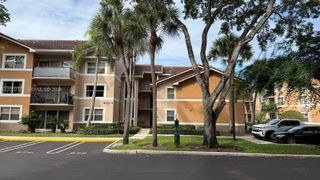 8871 Wiles Rd 208, Coral Springs, FL 33067