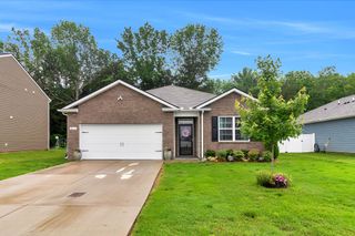 211 Addison Ave, Chapel Hill, TN 37034