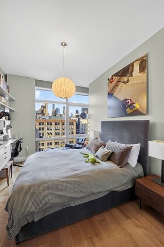 35 W 15th St Apt 12A, New York City, NY 10011