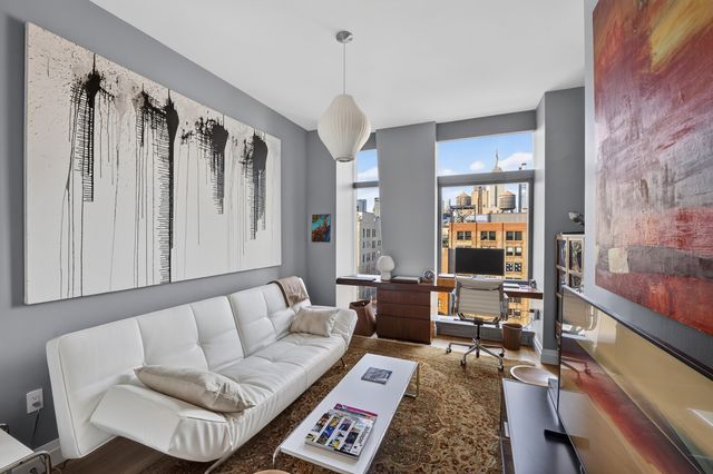 35 W 15th St Apt 12A, New York City, NY 10011