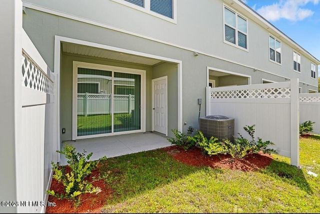 592 RUNNING WOODS Street, Orange Park, FL 32065