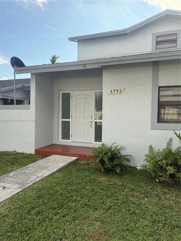6793 SW 152nd Pl 47-93, Miami, FL 33193