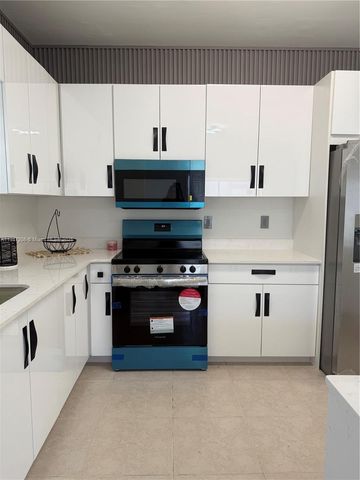 6793 SW 152nd Pl 47-93, Miami, FL 33193