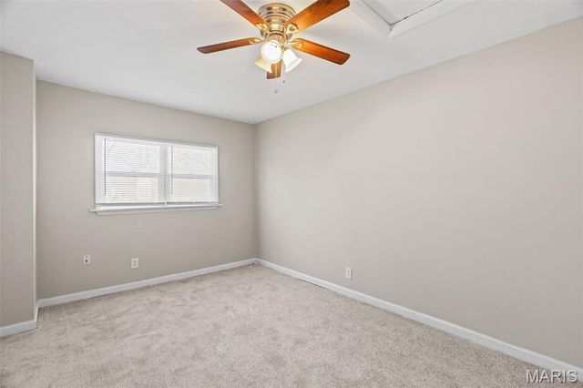 9750 Lorna Lane, St Louis, MO 63136