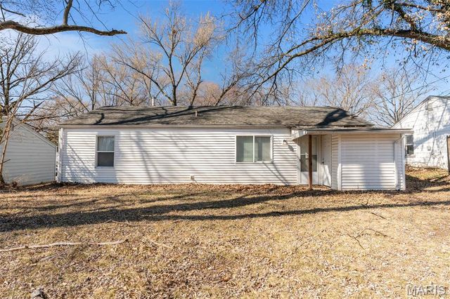 9750 Lorna Lane, St Louis, MO 63136