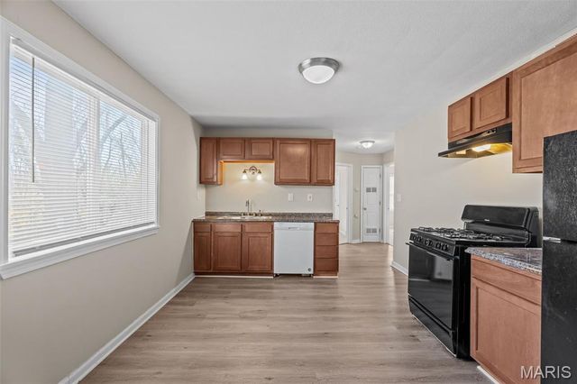 9750 Lorna Lane, St Louis, MO 63136