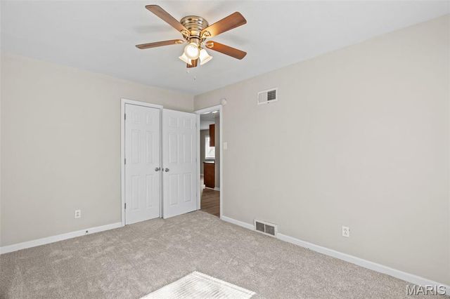 9750 Lorna Lane, St Louis, MO 63136