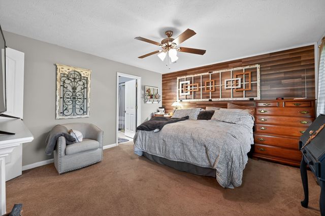 190 Hooper Rd, Smithville, TN 37166