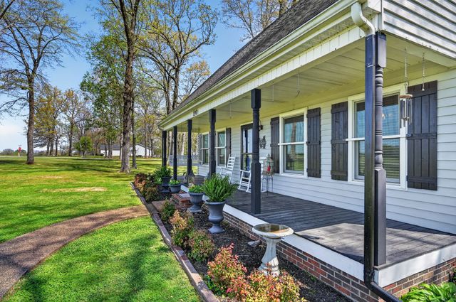 190 Hooper Rd, Smithville, TN 37166