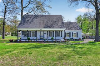 190 Hooper Rd, Smithville, TN 37166