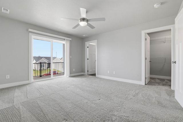 15230 Deerview Drive, Urbandale, IA 50323