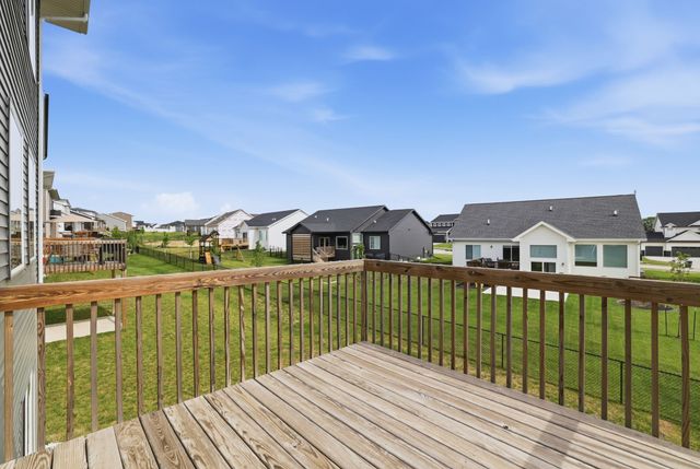 15230 Deerview Drive, Urbandale, IA 50323