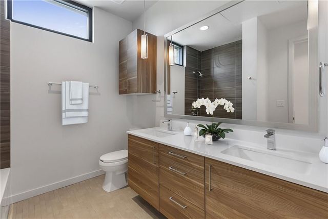 1501 E 4th ST 201, Austin, TX 78702