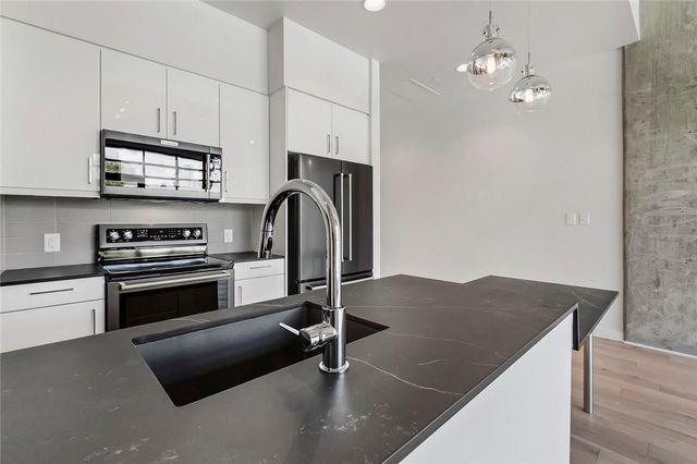 1501 E 4th ST 201, Austin, TX 78702