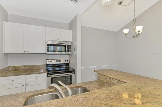 4006 CROCKERS LAKE BOULEVARD 26, Sarasota, FL 34238