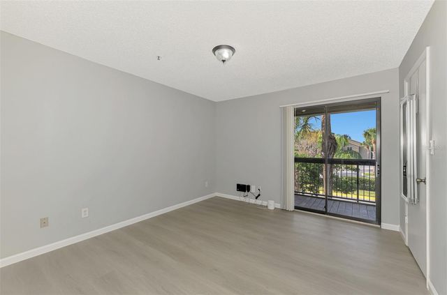 4006 CROCKERS LAKE BOULEVARD 26, Sarasota, FL 34238