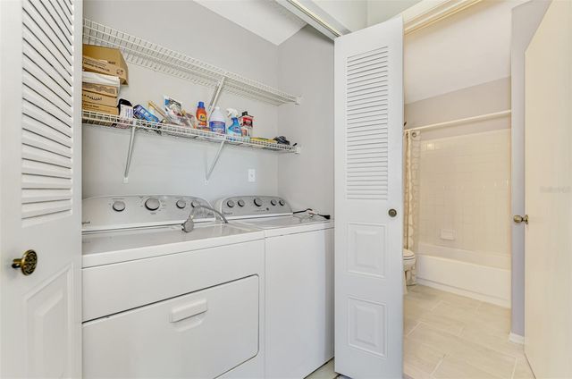 4006 CROCKERS LAKE BOULEVARD 26, Sarasota, FL 34238