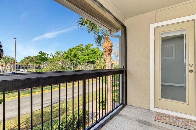4006 CROCKERS LAKE BOULEVARD 26, Sarasota, FL 34238
