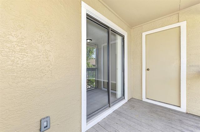 4006 CROCKERS LAKE BOULEVARD 26, Sarasota, FL 34238