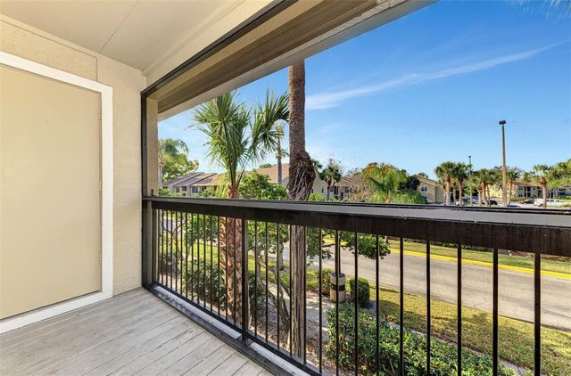 4006 CROCKERS LAKE BOULEVARD 26, Sarasota, FL 34238