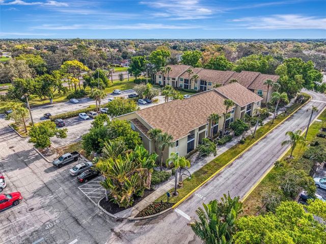 4006 CROCKERS LAKE BOULEVARD 26, Sarasota, FL 34238