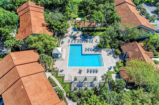 4006 CROCKERS LAKE BOULEVARD 26, Sarasota, FL 34238