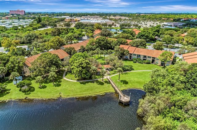 4006 CROCKERS LAKE BOULEVARD 26, Sarasota, FL 34238