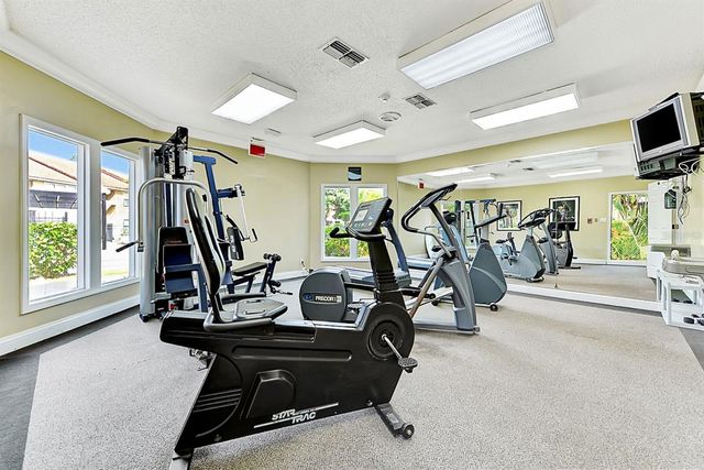 4006 CROCKERS LAKE BOULEVARD 26, Sarasota, FL 34238