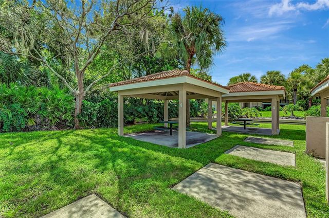 4006 CROCKERS LAKE BOULEVARD 26, Sarasota, FL 34238
