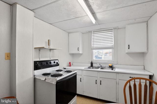 920 N SALISBURY BLVD, Salisbury, MD 21801