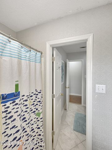 113 Twin Oaks Drive, Brandon, MS 39047
