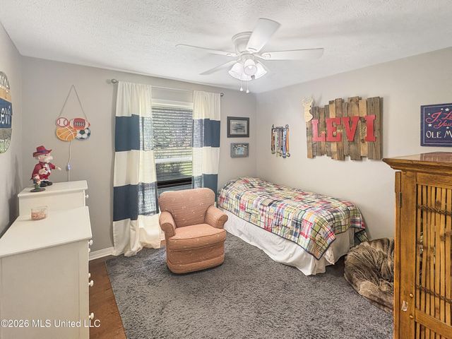 113 Twin Oaks Drive, Brandon, MS 39047