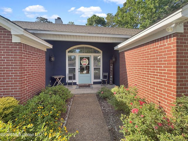 113 Twin Oaks Drive, Brandon, MS 39047
