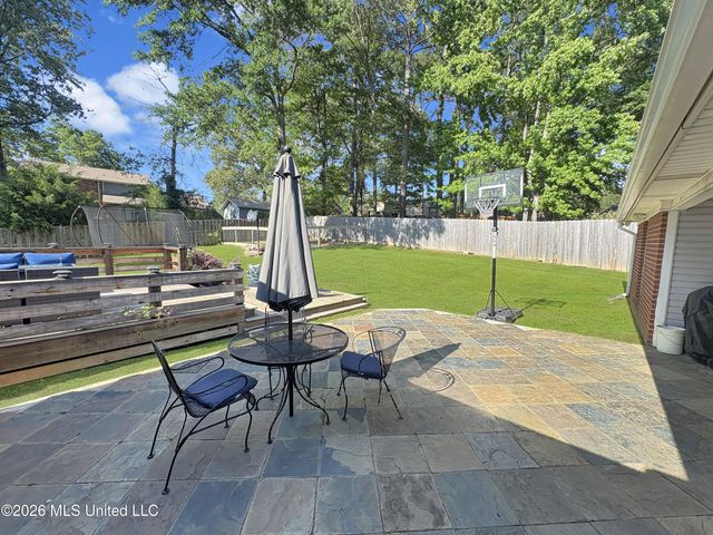 113 Twin Oaks Drive, Brandon, MS 39047