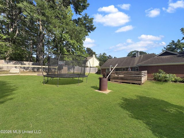 113 Twin Oaks Drive, Brandon, MS 39047