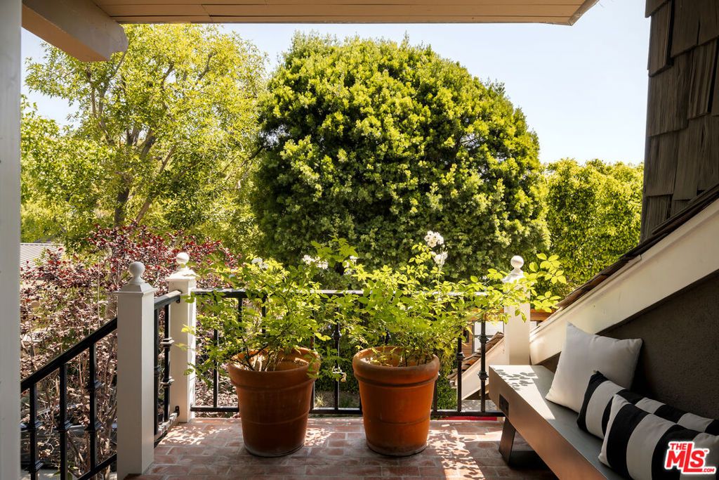9315 Beverly Crest Drive, Los Angeles, CA 90210 — photo 2