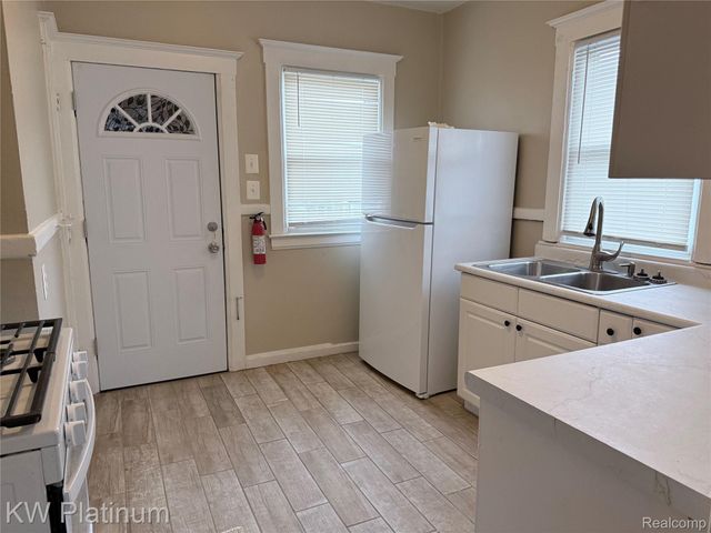 7095 Navy Street, Detroit, MI 48209