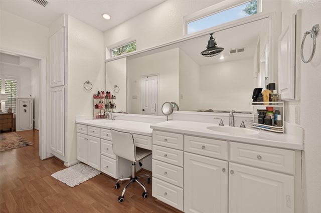 614 Nautilus Street, Crosby, TX 77532